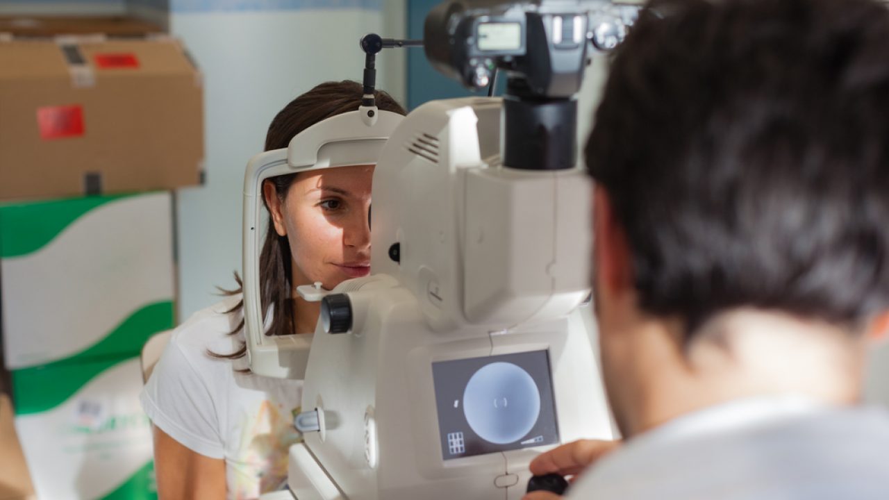 miopia este corectată cu tratamentul keratitei oftalmologice
