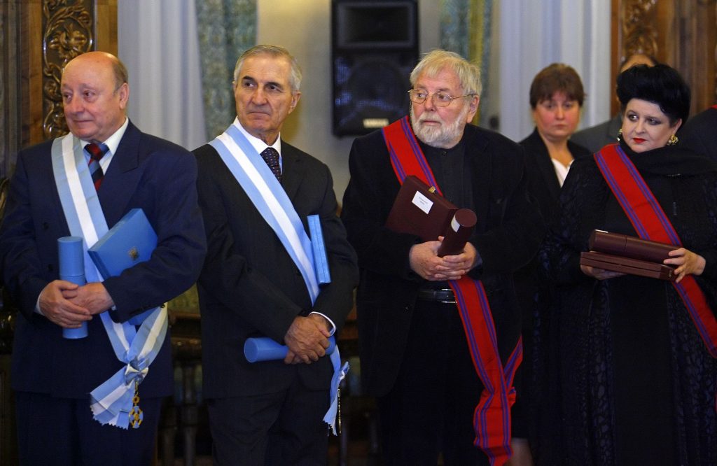 Se Fac 9 Ani De La Moartea Lui Gheorghe Dinică știi Că Avea Sânge