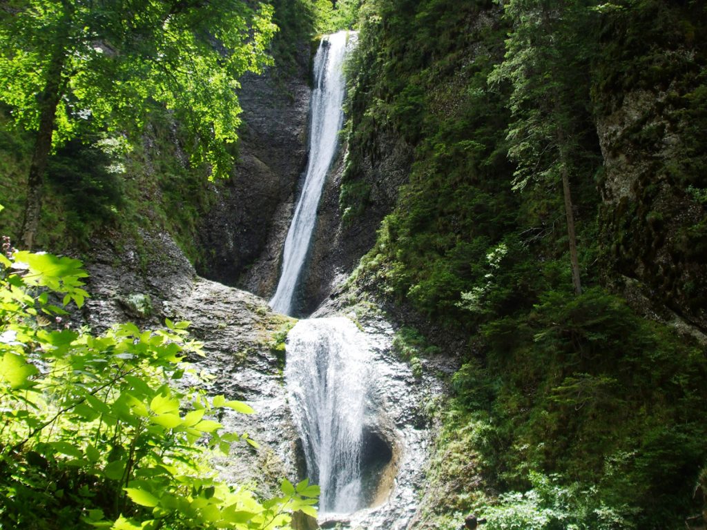 Cascada Duruitoarea din România